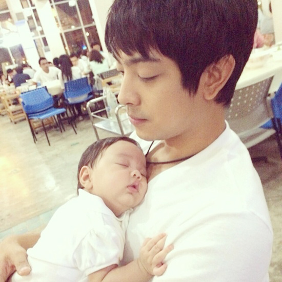 น้องโนเบล ลูกสาว บอล วิทวัส น้องโนเบล ลูกสาว บอล วิทวัส