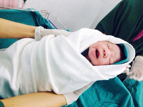 น้องแม็กนั่มลูกชาย เพียช มิกกี้ น้องแม็กนั่มลูกชาย เพียช มิกกี้