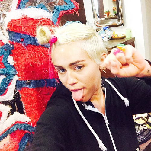 ไมลีย์ ไซรัส ไมลีย์ ไซรัส