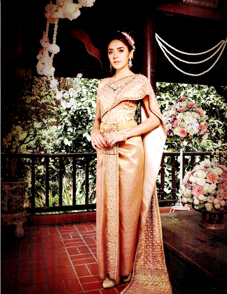 ชุดไทยแต่งงาน ชุดไทยแต่งงาน