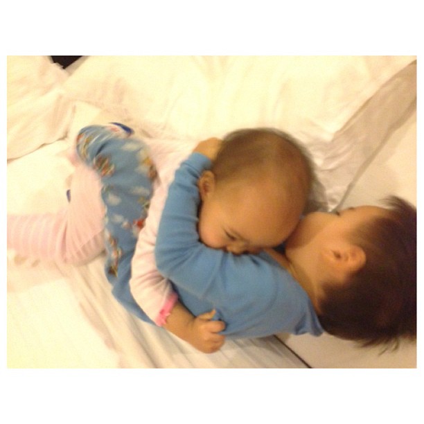 พลอย ชิดจันทร์ โชว์ภาพลูก ๆ ลงอินสตาแกรม พลอย ชิดจันทร์ โชว์ภาพลูก ๆ ลงอินสตาแกรม