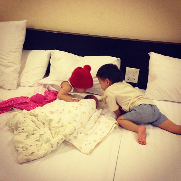 พลอย ชิดจันทร์ โชว์ภาพลูก ๆ ลงอินสตาแกรม พลอย ชิดจันทร์ โชว์ภาพลูก ๆ ลงอินสตาแกรม