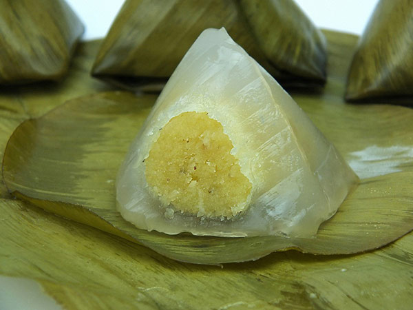 ขนมเทียนแก้ว ขนมไทยประยุกต์เหนียวนุ่มอร่อย ขนมเทียนแก้ว ขนมไทยประยุกต์เหนียวนุ่มอร่อย