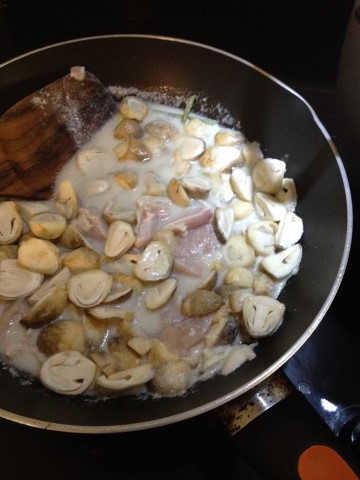 ต้มข่าไก่ ทำง่าย ๆ ใน 3 ขั้นตอน ต้มข่าไก่ ทำง่าย ๆ ใน 3 ขั้นตอน