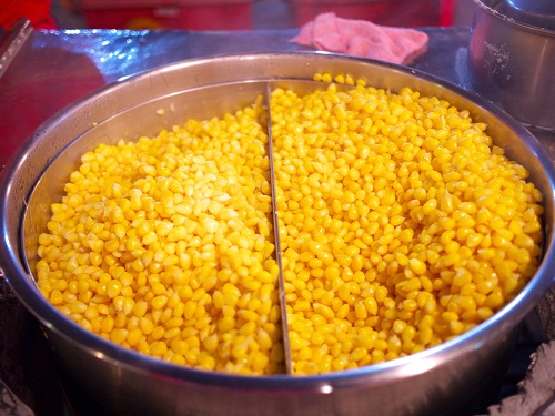 ข้าวโพดคลุกเนย หวานหอมกลิ่นนมเนย ข้าวโพดคลุกเนย หวานหอมกลิ่นนมเนย