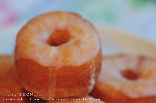 Cronuts ขนมโดนัทครัวซองต์ หวานกรอบอร่อย Cronuts ขนมโดนัทครัวซองต์ หวานกรอบอร่อย