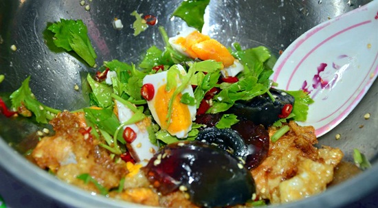 ยำ 3 ไข่ เมนูไข่สุดแซบรสเด็ด ทำง่าย ๆ ยำ 3 ไข่ เมนูไข่สุดแซบรสเด็ด ทำง่าย ๆ