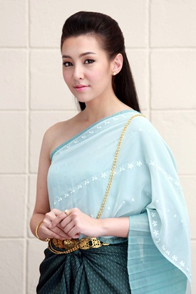 เรื่องย่อละครลูกทาส เรื่องย่อละครลูกทาส