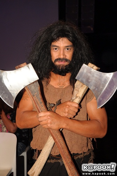 อ๋อม ไมค์ ปุ๊กลุ๊ก นาว นำทีมบวงสรวงละคร อตีตา อ๋อม ไมค์ ปุ๊กลุ๊ก นาว นำทีมบวงสรวงละคร อตีตา