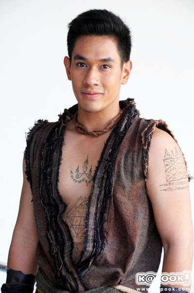 อ๋อม ไมค์ ปุ๊กลุ๊ก นาว นำทีมบวงสรวงละคร อตีตา อ๋อม ไมค์ ปุ๊กลุ๊ก นาว นำทีมบวงสรวงละคร อตีตา