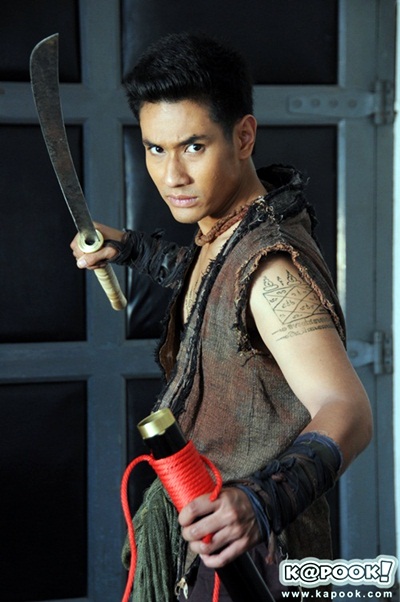 อ๋อม ไมค์ ปุ๊กลุ๊ก นาว นำทีมบวงสรวงละคร อตีตา อ๋อม ไมค์ ปุ๊กลุ๊ก นาว นำทีมบวงสรวงละคร อตีตา