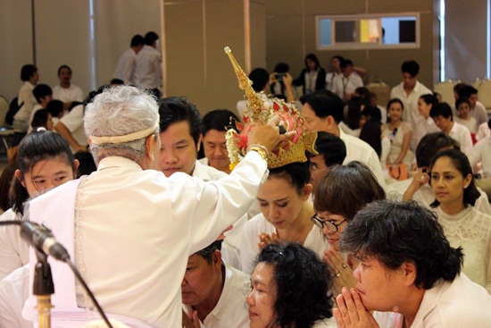 ช่อง 3 จัดพิธีครอบครูประจำปี 57 ดารานักแสดงเข้าร่วมพิธีคับคั่ง ช่อง 3 จัดพิธีครอบครูประจำปี 57 ดารานักแสดงเข้าร่วมพิธีคับคั่ง