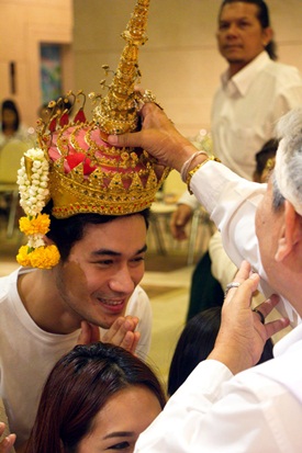 ช่อง 3 จัดพิธีครอบครูประจำปี 57 ดารานักแสดงเข้าร่วมพิธีคับคั่ง ช่อง 3 จัดพิธีครอบครูประจำปี 57 ดารานักแสดงเข้าร่วมพิธีคับคั่ง