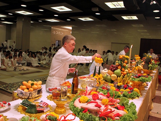ช่อง 3 จัดพิธีครอบครูประจำปี 57 ดารานักแสดงเข้าร่วมพิธีคับคั่ง ช่อง 3 จัดพิธีครอบครูประจำปี 57 ดารานักแสดงเข้าร่วมพิธีคับคั่ง
