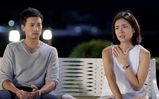 คลับ ฟรายเดย์ เดอะ ซีรีส์ 3 คลับ ฟรายเดย์ เดอะ ซีรีส์ 3