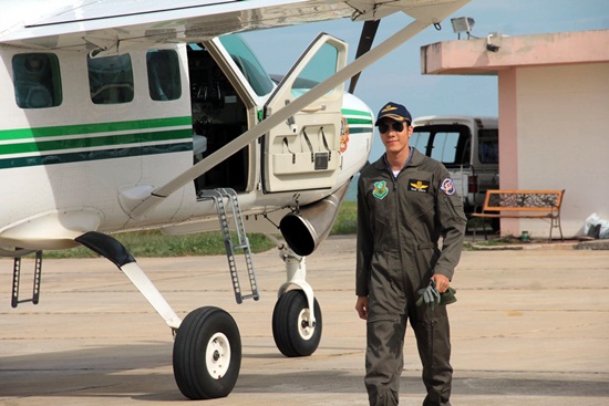 เรื่องย่อ ในม่านเมฆ เรื่องย่อ ในม่านเมฆ