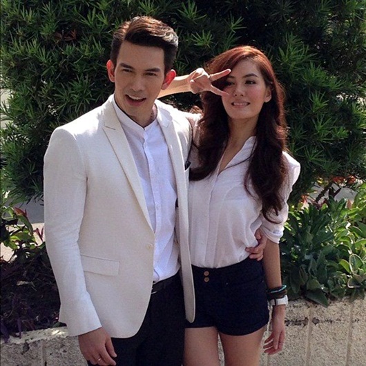 ดาวเกี้ยวเดือน