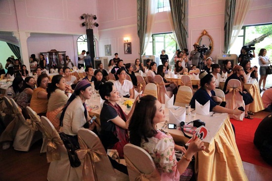 ปาร์ตี้ยามบ่ายกับคุณชายรัชชานนท์ ปาร์ตี้ยามบ่ายกับคุณชายรัชชานนท์