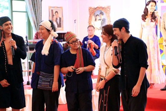 ปาร์ตี้ยามบ่ายกับคุณชายรัชชานนท์ ปาร์ตี้ยามบ่ายกับคุณชายรัชชานนท์