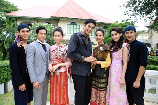 ปาร์ตี้ยามบ่ายกับคุณชายรัชชานนท์ ปาร์ตี้ยามบ่ายกับคุณชายรัชชานนท์