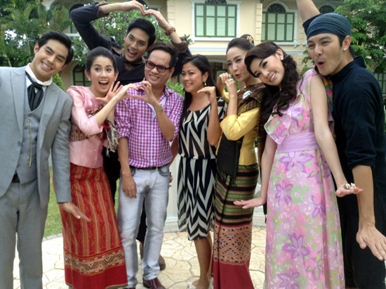 ปาร์ตี้ยามบ่ายกับคุณชายรัชชานนท์ ปาร์ตี้ยามบ่ายกับคุณชายรัชชานนท์