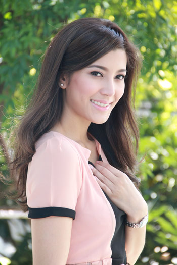 เอมมี่ มรกต กิติสาระ