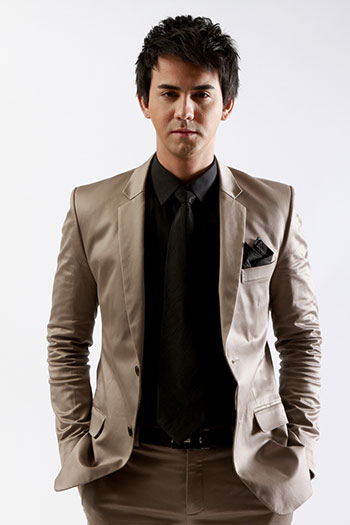 แอนดรูว์ กรเศก แอนดรูว์ กรเศก