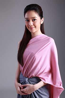 ออม อัทธนียา ออม อัทธนียา