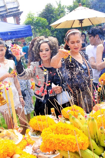 มายาสีมุก