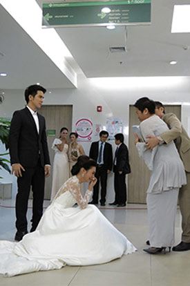 เรื่องย่อละครรักออกฤทธิ์ เรื่องย่อละครรักออกฤทธิ์