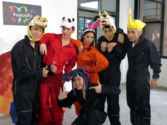 เรื่องย่อละครคู่ปรับสลับร่าง เรื่องย่อละครคู่ปรับสลับร่าง