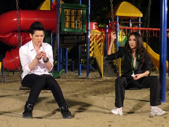 เรื่องย่อละครคู่ปรับสลับร่าง เรื่องย่อละครคู่ปรับสลับร่าง