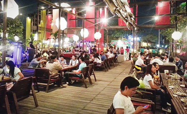ร่าเริงยามค่ำคืนกับร้านนั่งชิลแถวเกษตร-นวมินทร์ ร่าเริงยามค่ำคืนกับร้านนั่งชิลแถวเกษตร-นวมินทร์