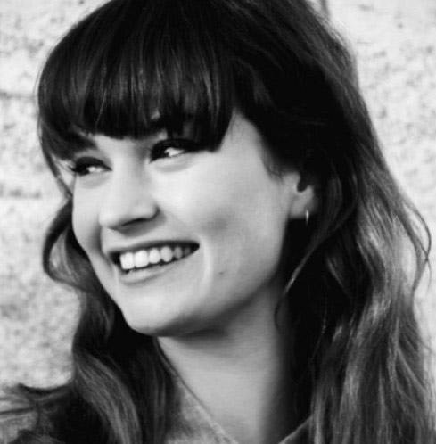 ลิลี เจมส์ Lily James ลิลี เจมส์ Lily James