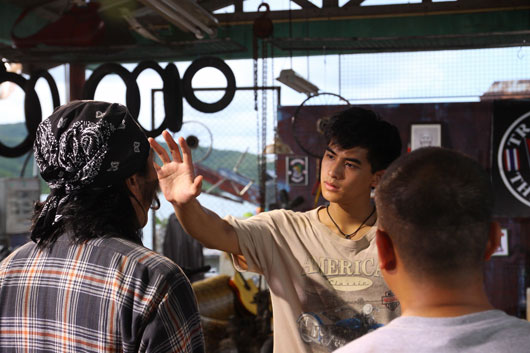 สูบคู่กู้โลก