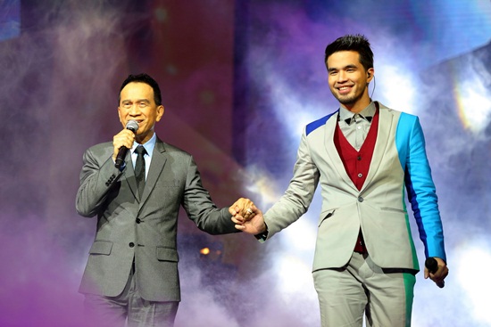 สามแยกปากหวาน ปล่อยของไม่มีกั๊ก ทิ้งทวนสงครามฮาครั้งสุดท้าย ! สามแยกปากหวาน ปล่อยของไม่มีกั๊ก ทิ้งทวนสงครามฮาครั้งสุดท้าย !