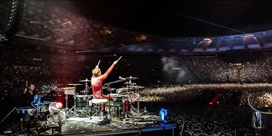 Muse ส่งซีดี-ดีวีดี บันทึกการแสดงสด พร้อมเบื้องหลังการทำงาน Muse ส่งซีดี-ดีวีดี บันทึกการแสดงสด พร้อมเบื้องหลังการทำงาน
