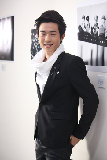 M mic idol