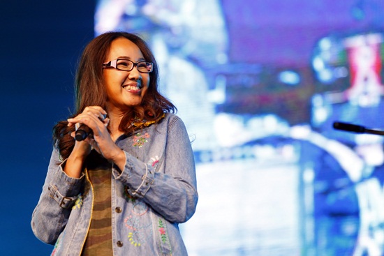 คอนเสิร์ตใหญ่ นั่งเล่น สุดประทับใจ แฟนเพลงสนุก-อิ่มบุญ คอนเสิร์ตใหญ่ นั่งเล่น สุดประทับใจ แฟนเพลงสนุก-อิ่มบุญ