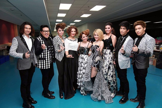 Young Divas and The Super Men โชว์เสียงสุดพลัง จัดเต็มกว่า 4 ชม. Young Divas and The Super Men โชว์เสียงสุดพลัง จัดเต็มกว่า 4 ชม.