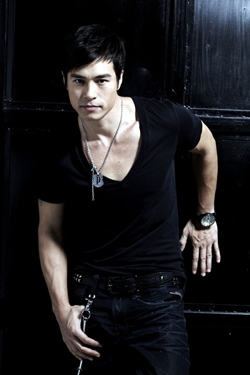 ปีเตอร์ คอร์ป ไดเรนดัล ปีเตอร์ คอร์ป ไดเรนดัล