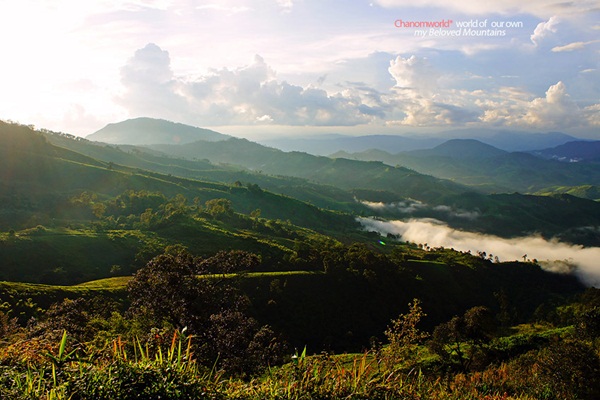 แอ่วน่าน ชมความงามของอุทยานฯ ศรีน่าน & ขุนสถาน