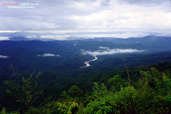 แอ่วน่าน ชมความงามของอุทยานฯ ศรีน่าน & ขุนสถาน