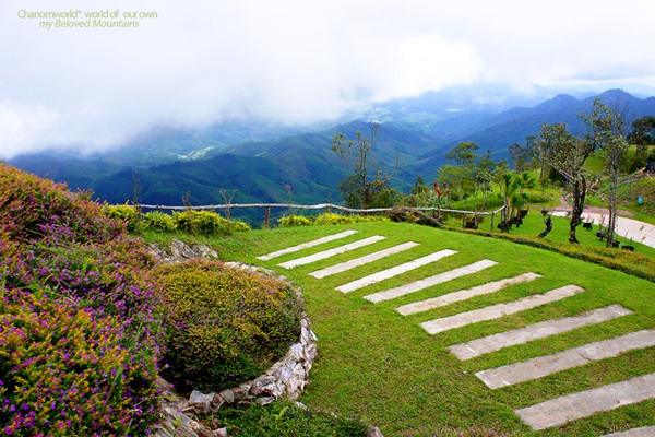 แอ่วน่าน ชมความงามของอุทยานฯ ศรีน่าน & ขุนสถาน