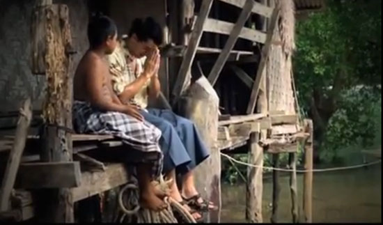 คลิปฝรั่งชวนเที่ยวเมืองไทย แห่กดไลค์ กดแชร์ เพียบ