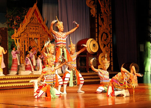 ดินแดนใต้ปลายด้ามขวาน ... หลากสีสันหลายวัฒนธรรม