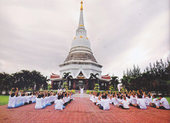เที่ยวธรรมะกับพระอีสานเหนือ