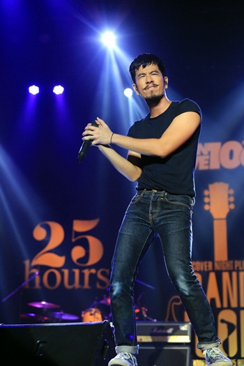 โมเดิร์นด็อก - 25 Hours แท็กทีมมันส์ เวทีคัฟเวอร์ไนท์ พลัส โมเดิร์นด็อก - 25 Hours แท็กทีมมันส์ เวทีคัฟเวอร์ไนท์ พลัส