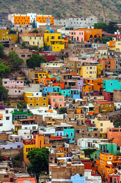 10 เมืองท่องเที่ยวที่มีสีสันและมีเสน่ห์ น่าไปเยือน 10 เมืองท่องเที่ยวที่มีสีสันและมีเสน่ห์ น่าไปเยือน