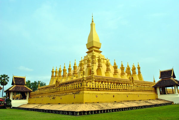 10 สถานที่ศักดิ์สิทธิ์ของชาวพุทธ ที่มีชื่อเสียงที่สุดในโลก 10 สถานที่ศักดิ์สิทธิ์ของชาวพุทธ ที่มีชื่อเสียงที่สุดในโลก